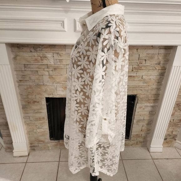 Siren Lily floral tunic length coverup semi sheer burnout button down shirt plus - Picture 2 of 4